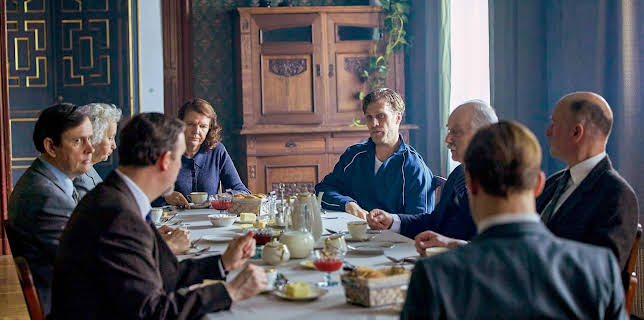 03:40: Evil (4/6) | HR Fernsehen | 11/29 2025