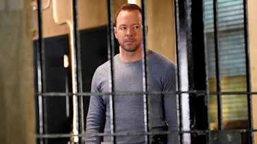 10:00 PM: Blue Bloods (S9 E19) (S9) | 5 USA | 2/12 2026