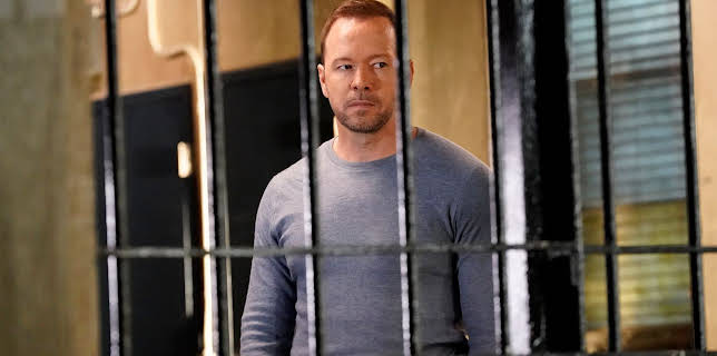 9:00 PM: Blue Bloods (S9 E19) (S9) | 5 USA | 2/12 2026