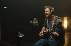 Hemma över jul: Borta bra men hemma gran