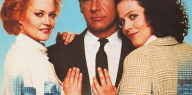 23:53: Armas de mujer | Canal Decasa | 3/16 2026