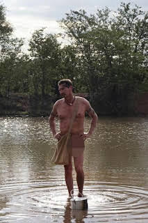 14:06: Aventura en pelotas: 21 millas en 21 días | Discovery Max | 3/29 2026