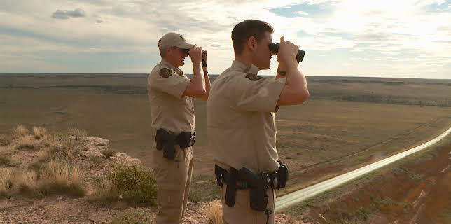 12:10: Lone Star Law  (S2 E5) (S2) | Animal Planet | 12/19 2025