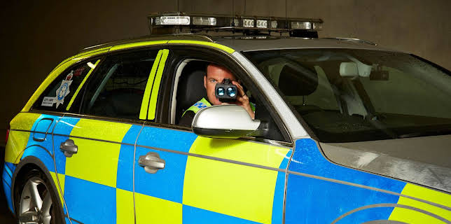 1:00 PM: Traffic Cops (S12 E14) (S12) | 5 Star | 12/1 2025