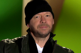 Wahlburgers Season 1: 5 O'clock is Dinnertime