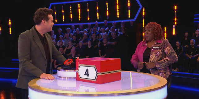 4:00 PM: Deal or No Deal (S2 E7) (S2) | ITV | 12/2 2025