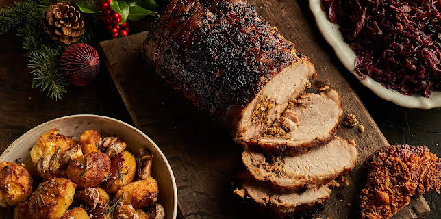 1:10 PM: Jamie Cooks Christmas | Channel 4 | 12/19 2025