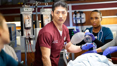 04:00: Chicago Med (S3 E18) (S3) | Viasat Series | 8/4 2026