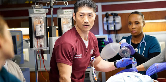 18:15: Chicago Med (S3 E18) (S3) | Viasat Series | 11/28 2025