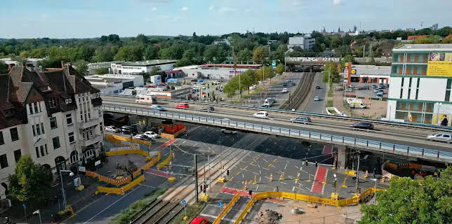 02:05: Die Nordreportage: Eine Straße, viele Geschichten | Radio Bremen | 2/1 2026