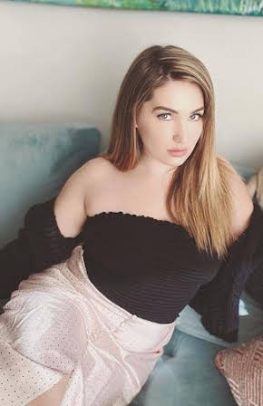 Stephanie Matto as 