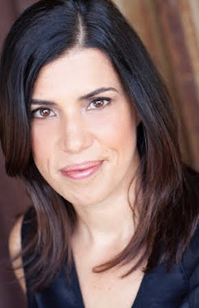 Alice da Cunha as Cleaner