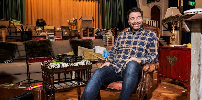 Nick Knowles' Big House Clearout