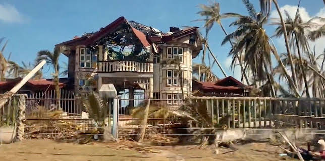 1:25 AM: World's Deadliest Weather: Caught on Camera | Paramount | 12/25 2025