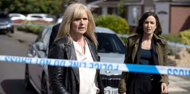 22:00: Protection (S01/E01) | One | 3/14 2026