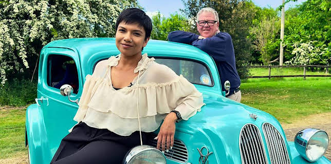 4:30 PM: Antiques Road Trip (S31) | BBC One | 11/17 2025