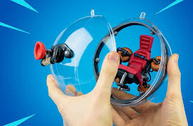 ClayClaim: Making the Baller with a Christmas Tree Ball Polymer Clay | Fortnite Battle Royale