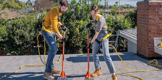 05:40: Celebrity DIY - Stars packen an | Sixx | 12/31 2025