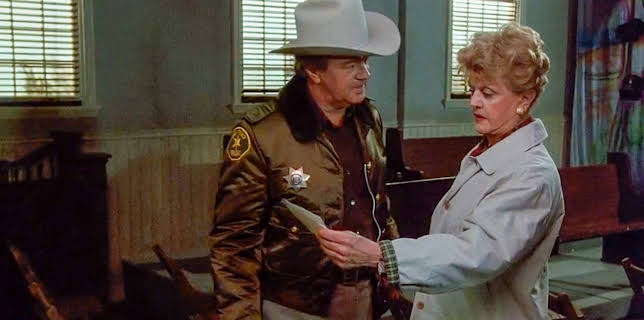 5:00 PM: Murder She Wrote (S8 E12) (S8) | 5 Select | 1/17 2026