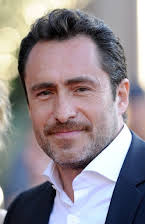 Demian Bichir som 