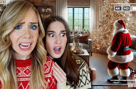 The Besties in Spooky Sleepover: a pocket.watch mishmash: Spooky Santa Watch with The Besties!