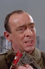 John Junkin som Shake