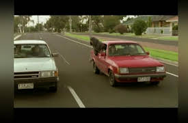 Wilfred Season 1 (Australian version): Walking the Dog