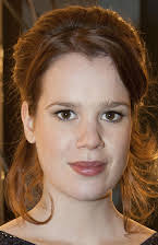Anna Raadsveld como 