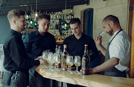 Extraordinary Places to Eat: Edinburgh