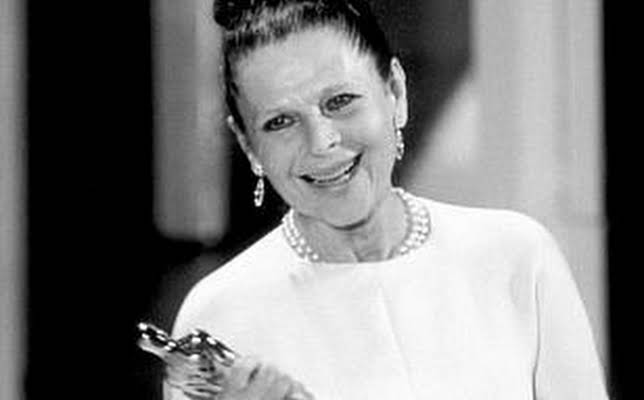 Ruth Gordon