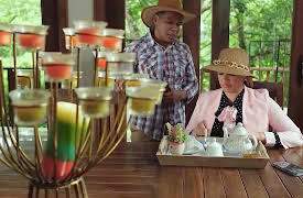 Raymond & Miguel: Chapter Uno