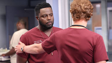 16:35: Chicago Med (S8 E1) (S8) | Viasat Series | 3/29 2026