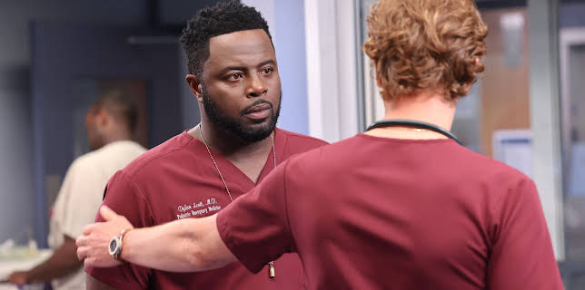 04:45: Chicago Med (S8 E1) (S8) | Viasat Series | 3/26 2026