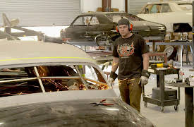 Iron Resurrection Extra, Season 1: Iron Resurrection: Chop Top - Part I