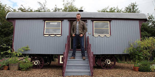 11:00: Documental  Espacios Increibles | LA 2 | 1/29 2026