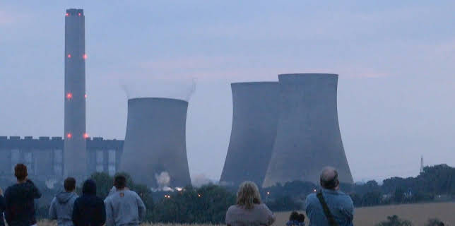 23:00: Schutt und Asche - Baukatastrophen aufgeklärt | Kabel Eins Doku | 12/15 2025