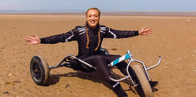 12:40 PM: Grace's Amazing Machines (S3) | Cbeebies | 12/15 2025