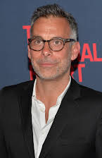 Joe Mantello som 