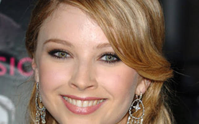 Elisabeth Harnois