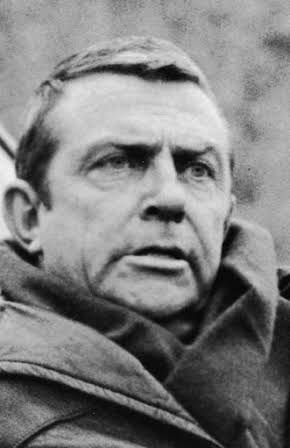 Bill Hickman as General Patton's Driver