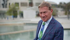 Great Coastal Railway Journeys (S1 E1)