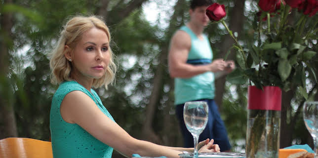 19:00: Drap i familien (S6 E1) (S6) | Investigation Discovery | 12/25 2025