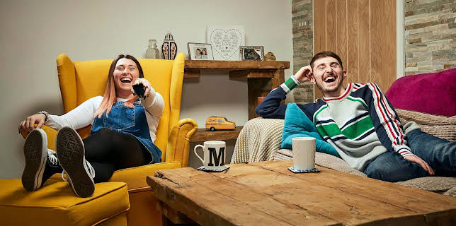 10:00 PM: Gogglebox | E4 | 2/11 2026