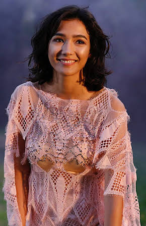 Aybüke Pusat as 