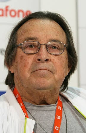 Paul Mazursky as Director