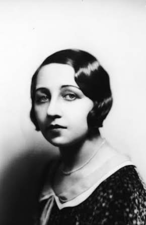 Matilde Palou as 
