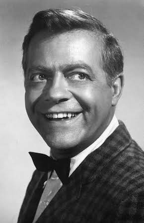 Max Showalter as Tobey Rawlins