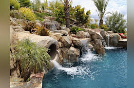 Ultimate Pools, Season 1: Pool Party