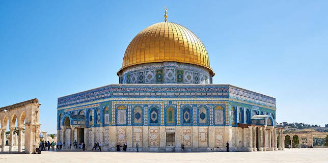 21:05: Hüter der heiligen Stätten (1/3) | ARD Alpha | 1/1 2026