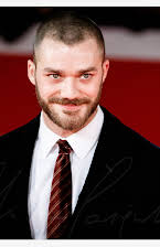 Lorenzo Richelmy som 